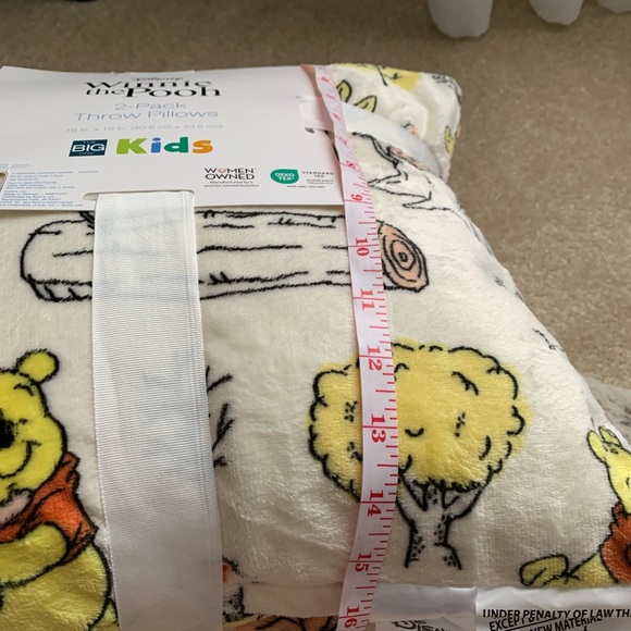 Winnie the Pooh Pillow Set of 2 - Picture 4 of 5